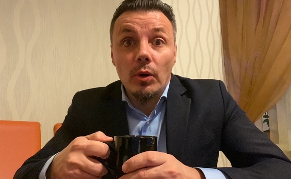 Сергей Симонов на канале Сергей Симонов ведет блог